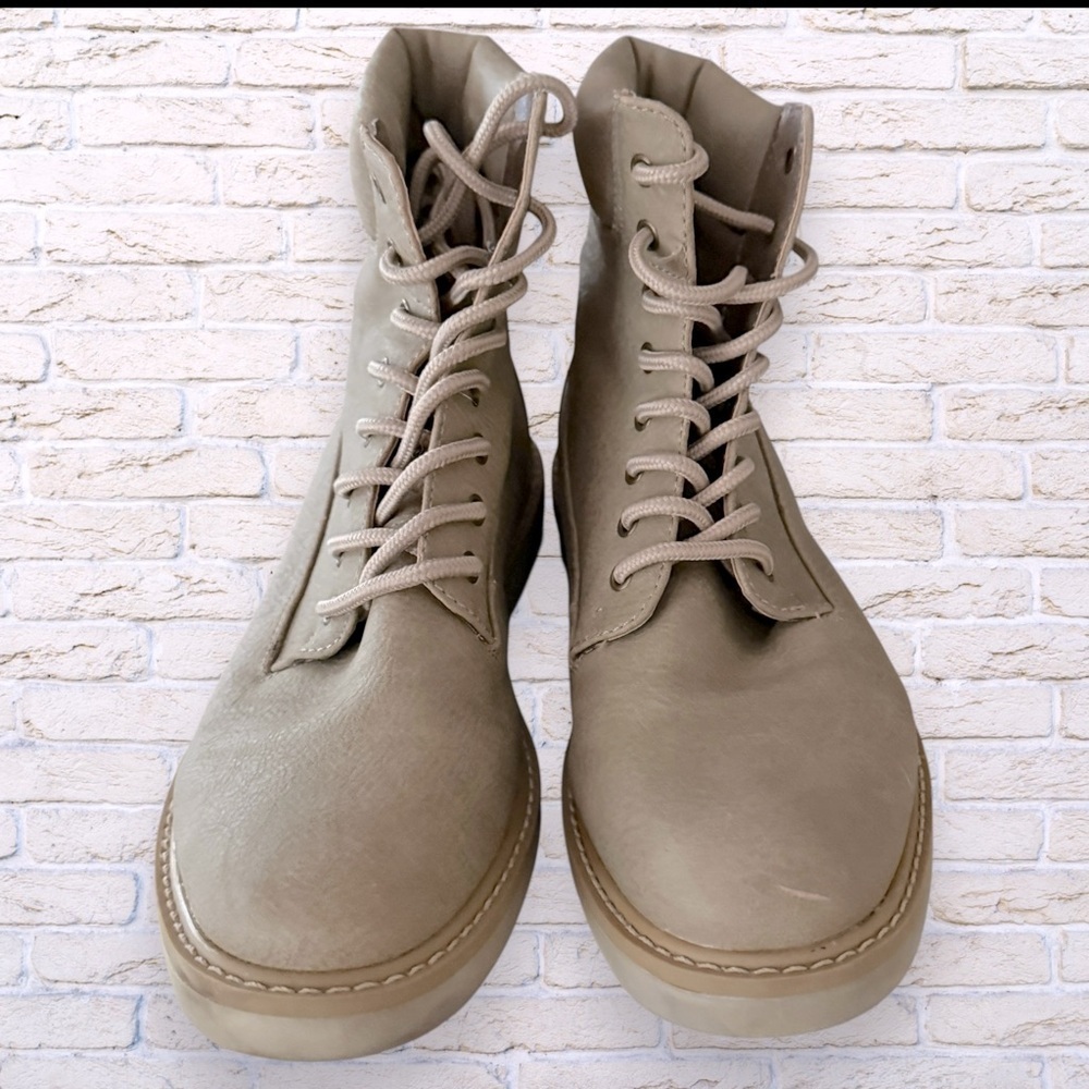 CLIFFS BY WHITE MOUNTAIN Women's Ankle Boot Size 7.5 - Picture 3 of 6